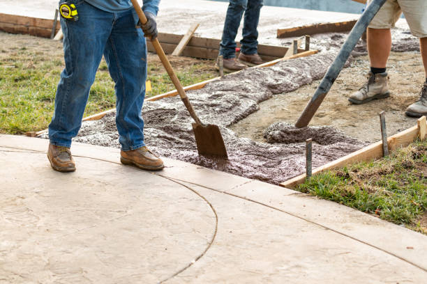 Best Patios, Walks & Steps  in Flora, IL
